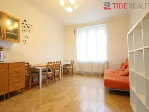 Pronájem bytu 2+kk, Praha - Bubeneč, Eliášova, 60 m2