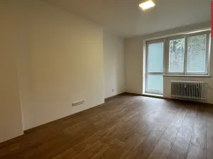 Pronájem bytu 2+1, Opava, Krnovská, 65 m2