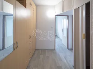 Pronájem bytu 2+kk, Neratovice, Dr. E. Beneše, 48 m2