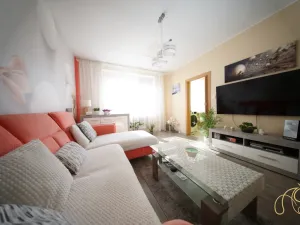 Prodej bytu 3+1, Třebíč - Nové Dvory, Jar. Haška, 70 m2