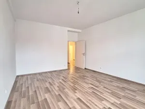 Pronájem bytu 2+1, Praha - Žižkov, Roháčova, 80 m2