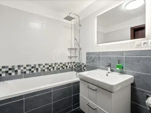 Prodej bytu 3+kk, Jinočany, Emy Destinové, 81 m2