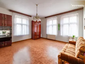 Prodej rodinného domu, Kraslice, Dukelská, 267 m2