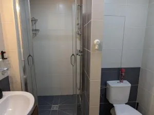 Pronájem bytu 2+kk, Praha - Podolí, Pujmanové, 39 m2