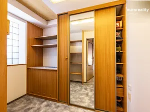 Prodej vícegeneračního domu, Kraslice, Pod nádražím, 259 m2