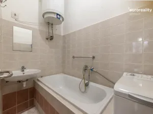 Prodej bytu 2+1, Mariánské Lázně, Hlavní třída, 79 m2