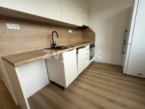 Pronájem bytu 2+1, Zlín, M. Knesla, 56 m2