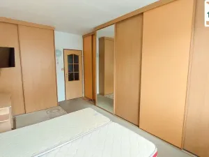 Pronájem bytu 3+1, Cheb, Valdštejnova, 76 m2