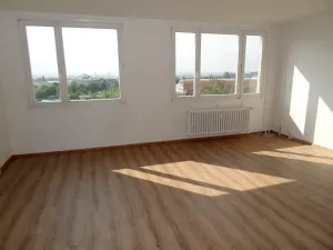 Pronájem bytu 3+1, Praha - Prosek, Zárybská, 67 m2