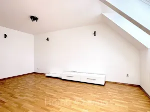 Pronájem bytu 2+kk, Brno, Voroněžská, 62 m2