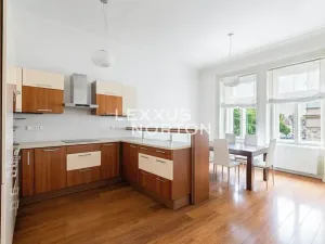 Pronájem bytu 4+1, Praha - Malá Strana, Zborovská, 154 m2