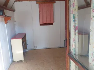 Pronájem chaty, Hradec Králové - Slezské Předměstí, Na Mlejnku, 10 m2