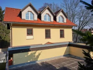 Pronájem rodinného domu, Praha, 215 m2