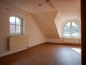 Pronájem rodinného domu, Praha, 215 m2