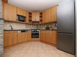 Pronájem bytu 3+kk, Praha - Vršovice, Tádžická, 80 m2