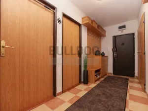 Pronájem bytu 3+kk, Praha - Vršovice, Tádžická, 80 m2