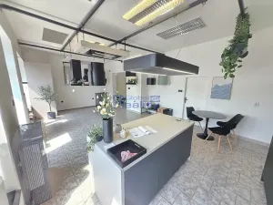Pronájem obchodního prostoru, Hradec Králové, Pražská třída, 200 m2