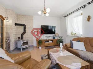 Prodej podílu 1/2 bytu 3+1, Králíky, 5. května, 130 m2