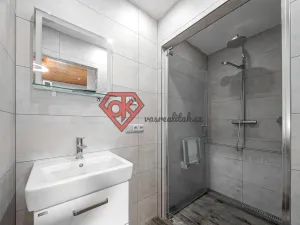 Prodej podílu 1/2 bytu 3+1, Králíky, 5. května, 130 m2