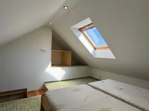 Pronájem bytu 1+1, Chomutov, Kukaňova, 50 m2