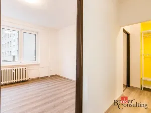 Prodej bytu 2+1, Slavkov u Brna, Komenského náměstí, 53 m2