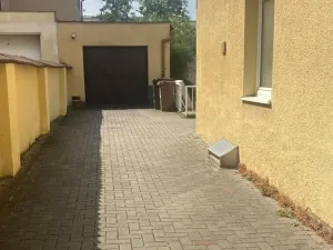 Pronájem bytu 1+1, Praha - Dolní Chabry, Prunéřovská, 1 m2