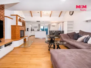 Prodej ubytování, Horní Třešňovec, 847 m2