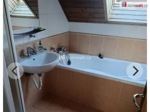 Pronájem atypického bytu, Praha - Uhříněves, Soumarská, 30 m2