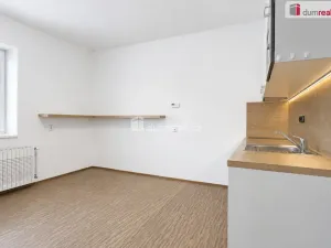 Pronájem bytu 1+kk, Praha - Březiněves, Na hlavní, 30 m2