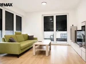 Pronájem bytu 3+kk, Praha - Hloubětín, Poděbradská, 70 m2