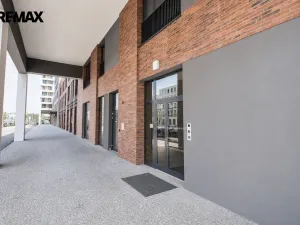 Pronájem bytu 3+kk, Praha - Hloubětín, Poděbradská, 70 m2
