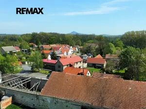 Prodej zemědělského objektu, Počedělice, 2500 m2