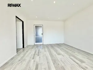 Prodej bytu 3+1, Pardubice, Prodloužená, 56 m2