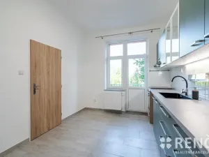 Pronájem bytu 3+1, Brno, Martinkova, 85 m2