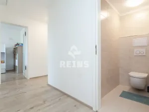 Prodej bytu 4+kk, Praha - Horní Měcholupy, Hornoměcholupská, 140 m2
