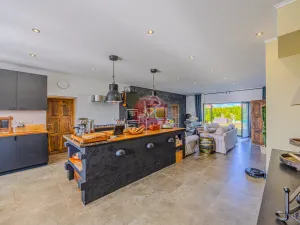 Prodej rodinného domu, Tísek, 208 m2
