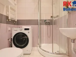 Prodej bytu 1+kk, Praha - Holešovice, U smaltovny, 22 m2