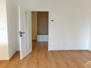 Pronájem bytu 1+kk, Jihlava, Kainarova, 42 m2