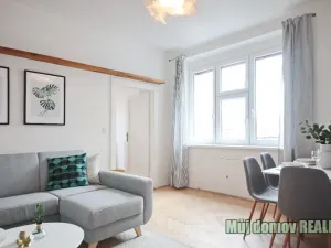 Pronájem bytu 2+1, Praha - Holešovice, Dělnická, 49 m2