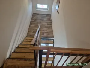 Pronájem bytu 1+1, Praha - Štěrboholy, Pod areálem, 45 m2