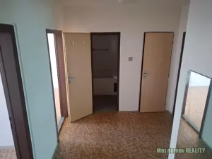 Pronájem bytu 3+1, Praha - Řepy, Na chobotě, 75 m2