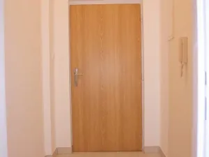 Pronájem bytu 1+1, Praha - Holešovice, Janovského, 34 m2
