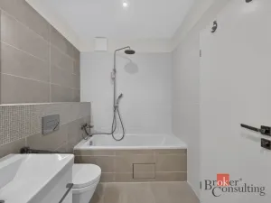 Pronájem bytu 2+kk, Praha - Modřany, Rorýsová, 66 m2