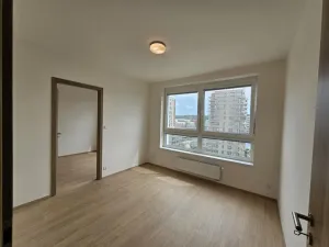 Pronájem bytu 2+kk, Praha - Vysočany, Pod Harfou, 36 m2