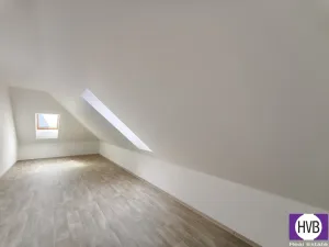 Prodej bytu 3+1, Chlum u Třeboně, Sídliště F. Hrubína, 106 m2