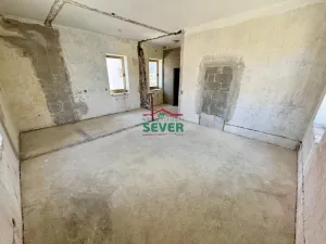 Prodej rodinného domu, Žatec, náměstí Kruhové, 497 m2