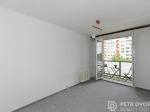 Prodej bytu 3+1, Praha - Modřany, Vazovova, 62 m2