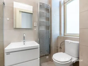 Pronájem bytu 3+kk, Praha - Nové Město, Na Moráni, 94 m2