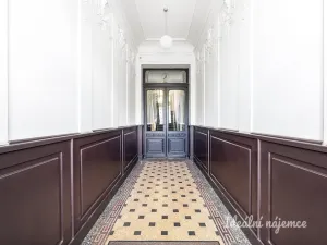 Pronájem bytu 3+kk, Praha - Nové Město, Na Moráni, 94 m2