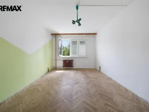 Prodej bytu 3+1, Hroznětín, Sídliště, 73 m2